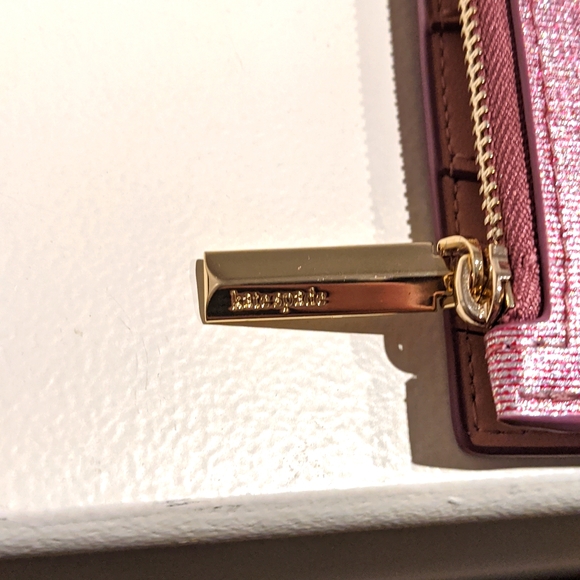 Nwt: Kate Spade sparkly pink bi-fold wallet - Picture 5 of 8